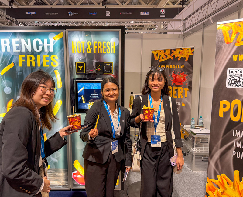 IMI students at IGEHO Basel